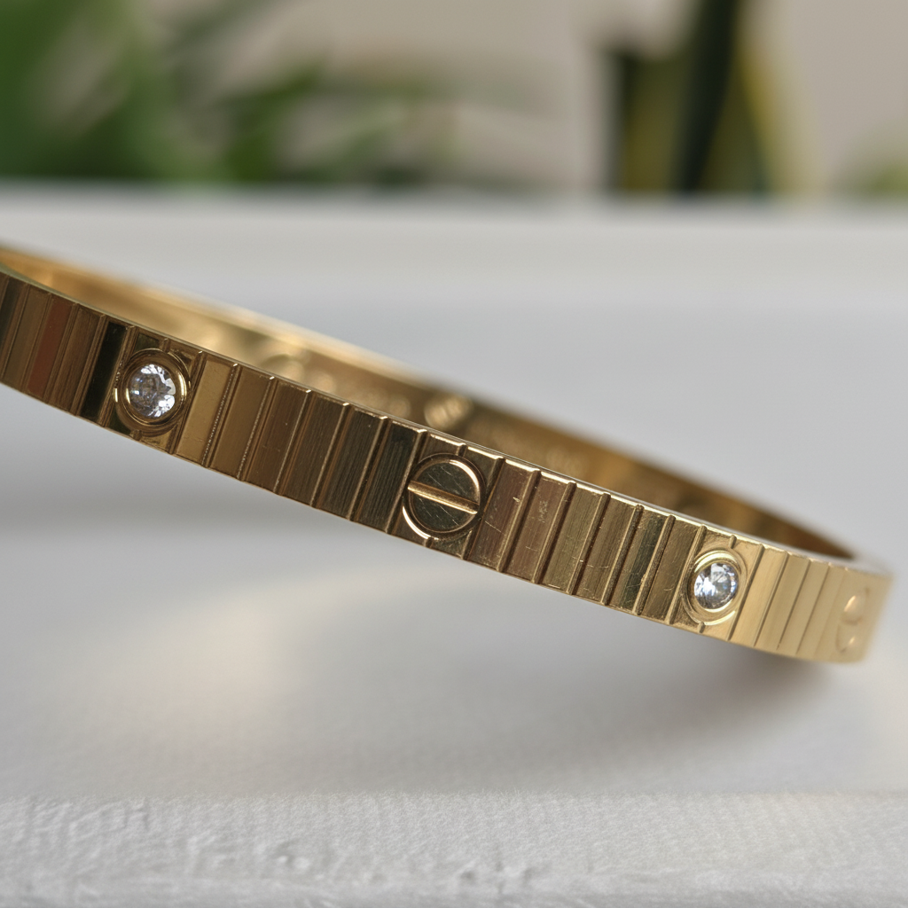 Gold Ribbed Diamond Bangle — gold bangle India — SIOBHÁN